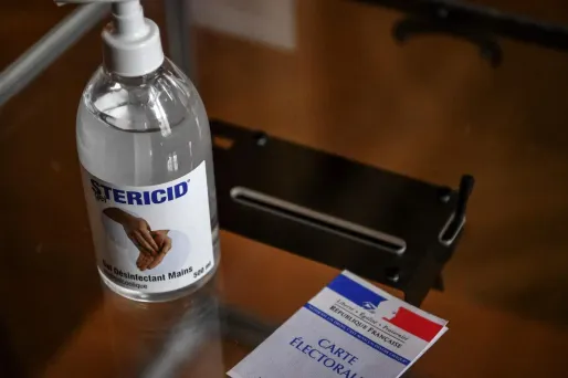 Les élections régionales et départementales devraient se tenir en juin, sous réserve de l'évolution de la situation sanitaire.