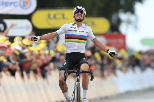 Julian Alaphilippe première étape Tour de France 2021 Christophe Petit Tesson / POOL / AFP