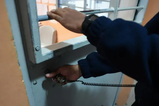 Parti du matelas, le feu est resté cantonné à la cellule de la victime.