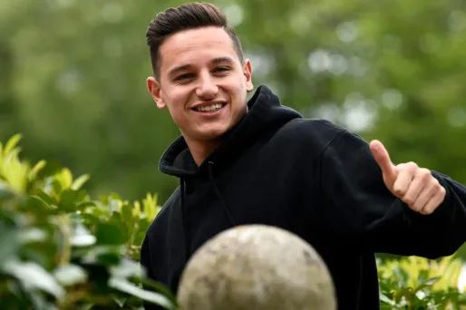 Florian Thauvin fait partie des trois joueurs à avoir été sélectionné hors de la limite d'âge.