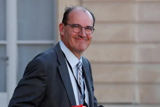 Le Premier ministre a annoncé la levée du port du masque à l'extérieur dès jeudi.