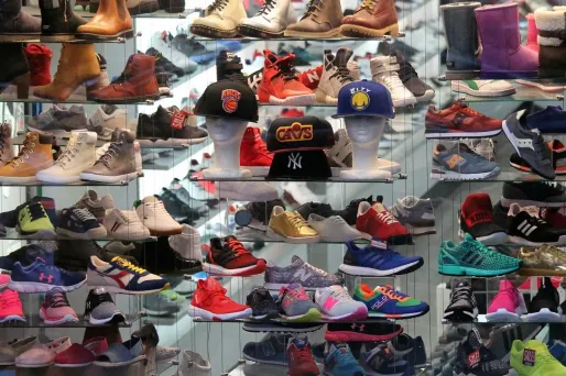 Certains modèles de chaussures commencent à se faire rares dans les magasins en France.