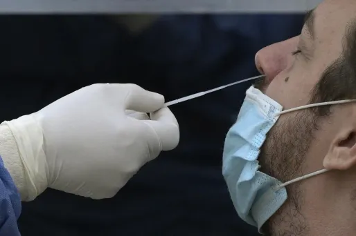 Plus de 100 millions de tests PCR et antigéniques ont déjà été réalisés en France depuis mars 2020.