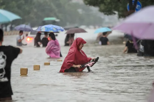 Des inondations ont fait des centaines de morts en Chine.