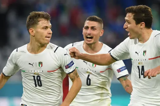 La joie des Italiens lors de la victoire contre la Belgique en quarts de finale.
