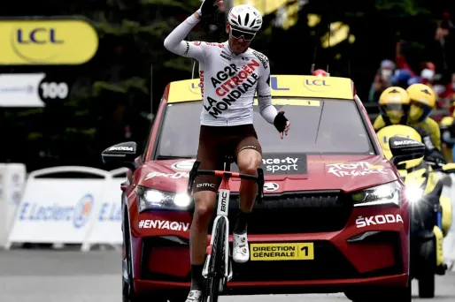 Ben O’Connor s'est imposé en solitaire.