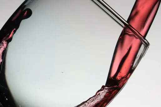 La production française de vin devrait être en baisse de 24% à 30% en 2021.