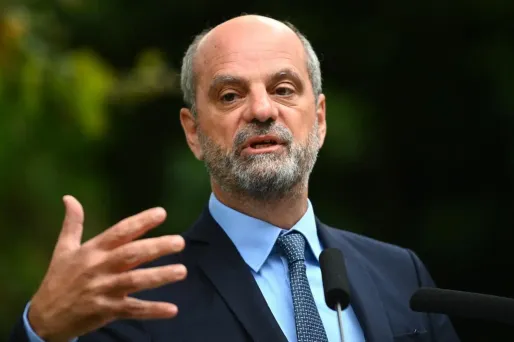 Jean-Michel Blanquer a annoncé que 98 incidents ont été recensés.