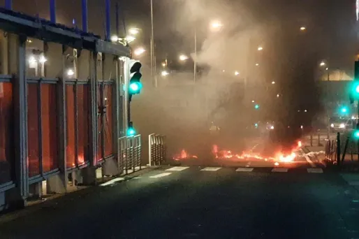 Un policier a été blessé au bras ce vendredi en Martinique.