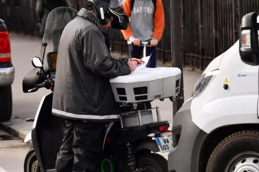 Les motards n'auront pas à payer le stationnement à Paris dès janvier 2022 (Illustration).