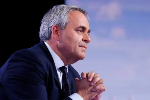 Xavier Bertrand souhaite créer une "prime du travail" et exonérer les heures supplémentaires.