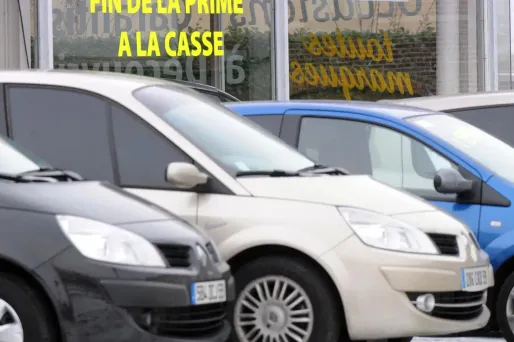La plupart des concessionnaires auto prévoient des réductions d'emploi