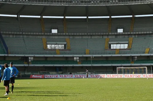 Coronavirus : en Italie, plusieurs matches de championnat et de ligue Europa à huit clos