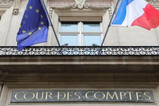 Finances publiques : la Cour des comptes étrille Emmanuel Macron et le gouvernement