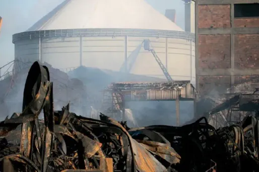 Le 26 décembre dernier, l'usine de Lubrizol près de Rouen était ravagée par un incendie spectaculaire.