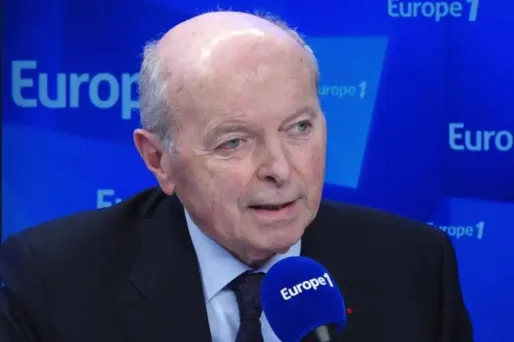 Le Défenseur des droits, Jacques Toubon, va enquêter sur les circonstances de la mort du livreur Cédric Chouviat.