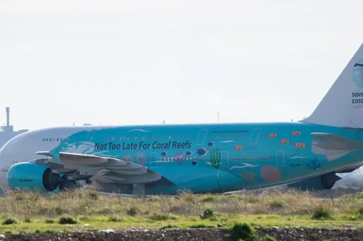 Un deuxième avion affrété par Paris a atterri à Istres.