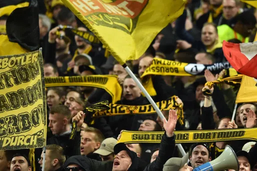 Coronavirus : les fans de Dortmund collectent 70.000 euros pour soutenir les bars allemands