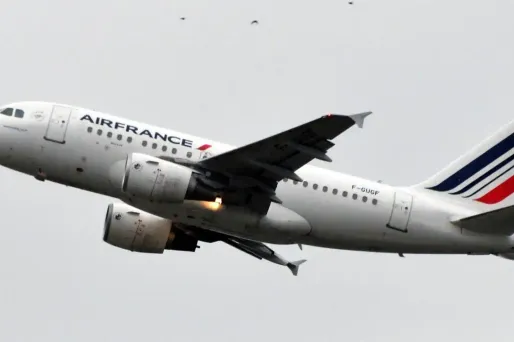 Le groupe Air France a annoncé qu'il suspendait la totalité de ses vols en direction de l'Italie.