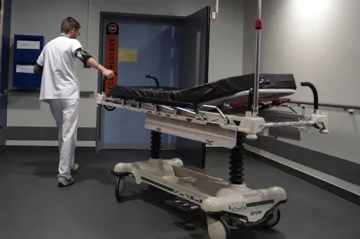 "Sur les quelque 900 tests de dépistage pratiqués hier dans nos centres, environ 20% étaient positifs", révèle Martin Hirsch (photo d'illustration).