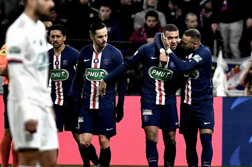 Le PSG se qualifie pour la finale de la Coupe de France.