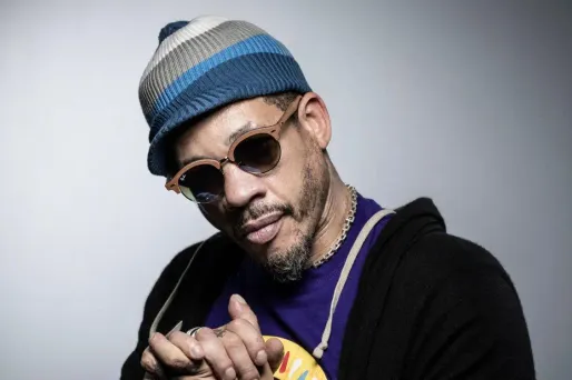 JoeyStarr a repris un titre du chanteur Christophe, récemment décédé.