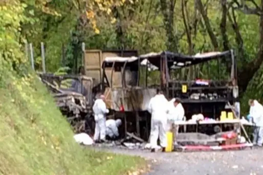 Le 23 octobre 2015, une collision entre un camion et un autocar avait fait 43 morts à Puisseguin, l'accident routier le plus meurtrier en France depuis celui de Beaune, en Côte-d'Or, en 1982.