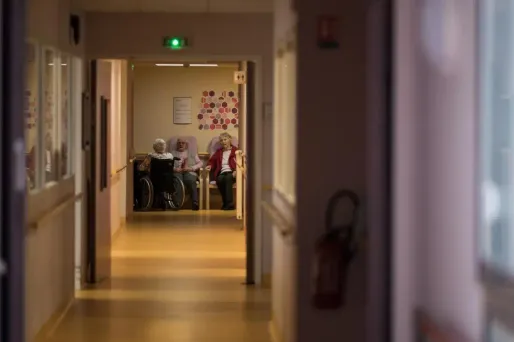 Coronavirus : une nouvelle plainte à l'Ehpad de Mougins, pour "homicide involontaire"