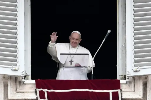 Dans un message vidéo, le pape François estime que "tout sera différent" après la pandémie