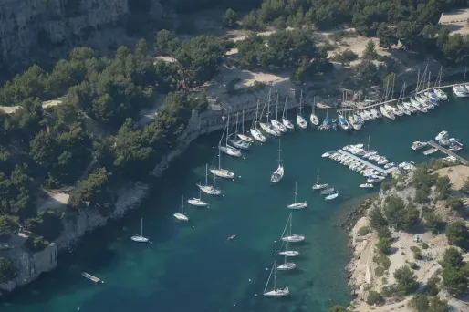 Enquête ouverte après des dépôts sauvages dans le parc national des Calanques