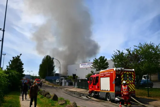 incendie entrepôt seine saint denis / Martin BUREAU / AFP