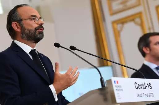 Édouard Philippe a indiqué que les parents qui ne peuvent pas mettre leurs enfants à l'école pourront "continuer à bénéficier du chômage partiel" au delà du 2 juin.