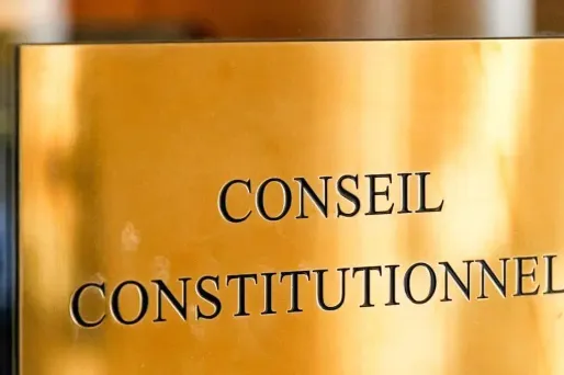 Prolongation de l'état d'urgence sanitaire: le Conseil constitutionnel saisi