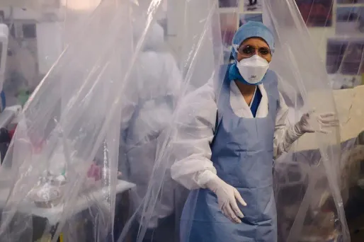 Au total, 19.176 personnes sont mortes dans les hôpitaux, selon Santé publique France.