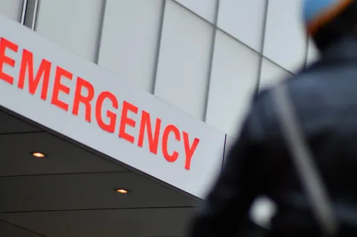 Avec 2.333 décès supplémentaires du nouveau coronavirus en 24 heures, le bilan journalier aux Etats-Unis est reparti à la hausse mardi.