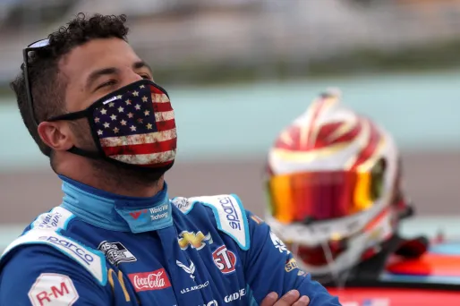 Nascar : le pilote noir Bubba Wallace n'a finalement pas été visé par un acte raciste
