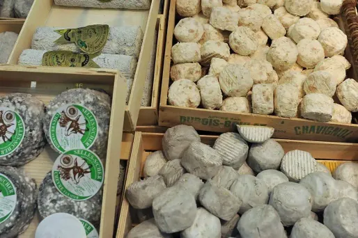 Les fromages de chèvre fournissent la matière idéale pour préparer des mets aussi rapides que délicieux.