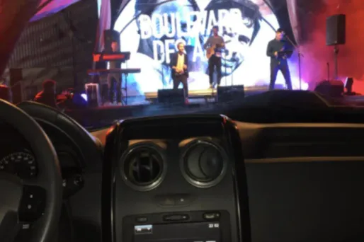 180 voitures assistaient au concert, vendredi soir à Albi.