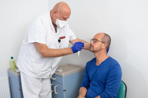 Le taux de positivité des tests continue de progresser.