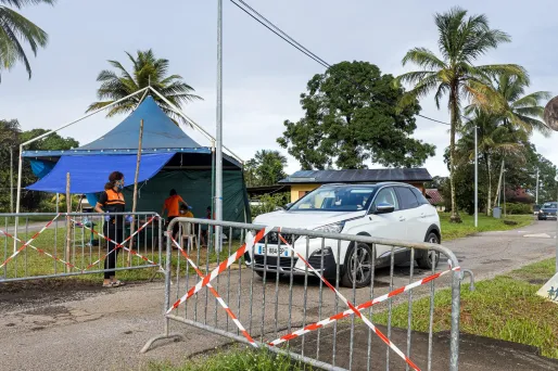 La situation sanitaire s'améliore en Guyane, l'épidémie de coronavirus recule.