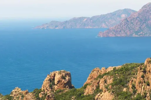 Le parc national des Calanques accueille chaque année 3 millions de visiteurs.