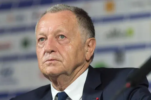 Pour le président de Lyon, les clubs de Ligue 1 pourraient se regrouper contre l'Etat.
