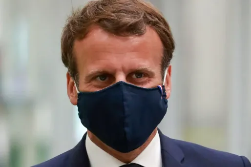 Emmanuel Macron a pris la décision de suspendre la chasse à la glu pour les merles et grives cette année.