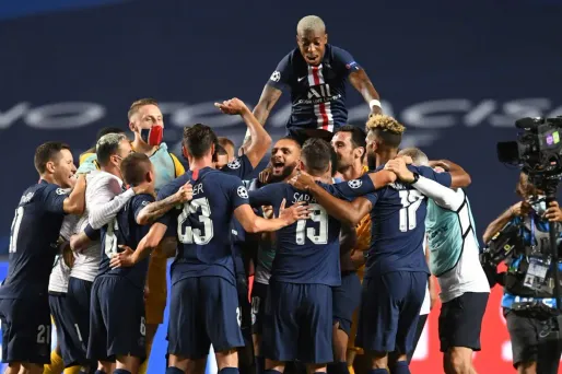 Quelques échauffourées ont eu lieu en marge des célébrations de la victoire du PSG en demi-finale de la Champion's League.