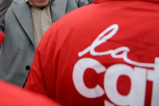 Les accords de performance collective doivent être négociés avec les représentants syndicaux au sein de l'entreprise.