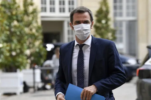 "Un million" de Français sont potentiellement malades du coronavirus, selon Olivier Véran