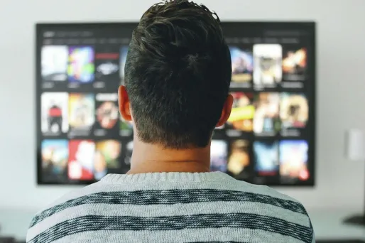 replay télévision homme