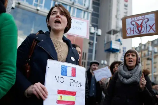 Les manifestants ont répondu samedi à l'appel du collectif d'associations Marchons Enfants, auquel appartient la Manif pour tous