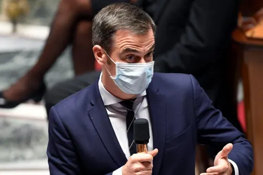 Covid-19 : "tout porte à croire que nous avons passé un pic", affirme Olivier Véran