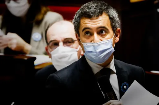 Le ministre de l'Intérieur Gérald Darmanin, visé par une information judiciaire pour viol, a été entendu lundi matin par les juges qui l'ont placé sous le statut de témoin assisté, ont indiqué ses avocats.